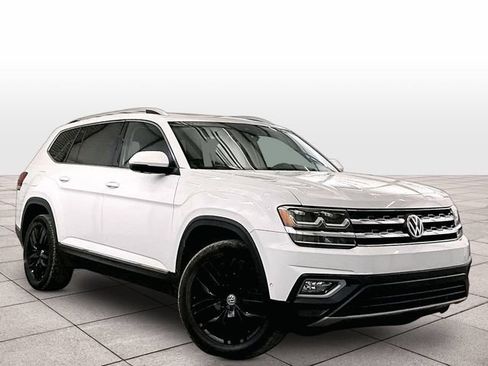 Used 2019 Volkswagen Atlas SEL Premium AWD/4WD image 3