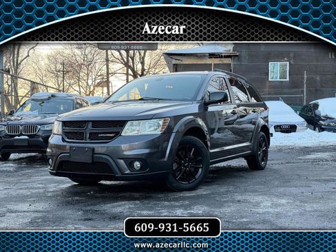 Used 2019 Dodge Journey SE w/ Connectivity Group image 1
