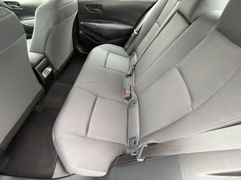 Certified 2025 Toyota Corolla LE FWD image 23
