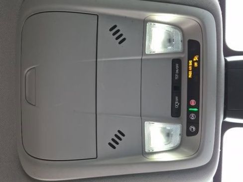 Used 2023 Chevrolet Blazer LT w/ Driver Confidence Package image 25