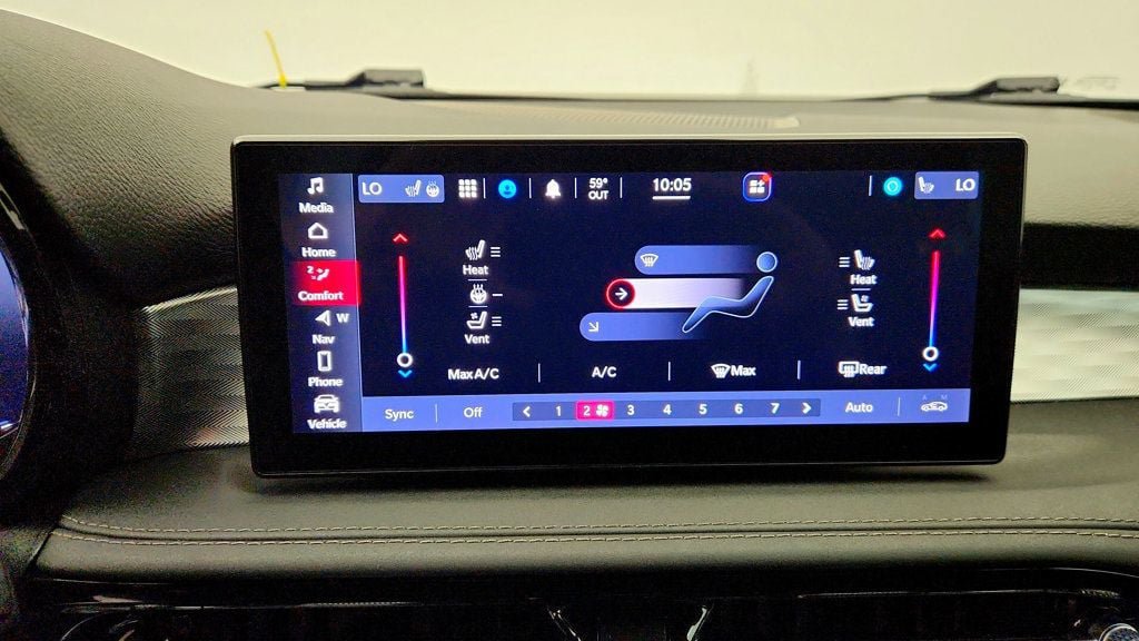Used 2024 Alfa Romeo Tonale Ti w/ Premium Interior Package AWD/4WD image 19