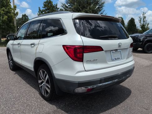 Used 2017 Honda Pilot Touring image 4