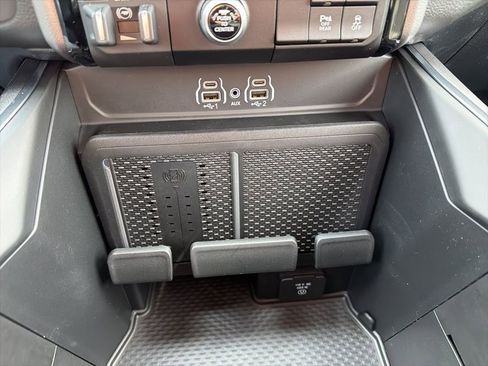 New 2026 RAM 1500 4x4 Crew Cab image 29