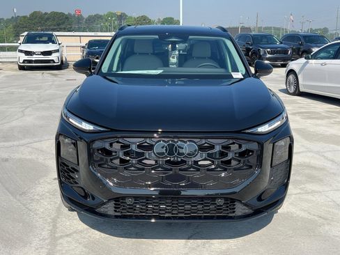 New 2026 Audi Q3 quattro 2.0T AWD/4WD image 2