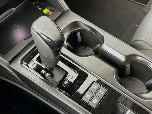 New 2026 Subaru Outback Touring XT image 18