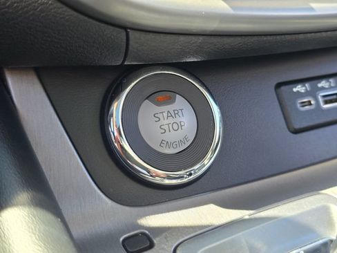 Used 2020 Nissan Murano SL w/ Moonroof Package AWD/4WD image 38