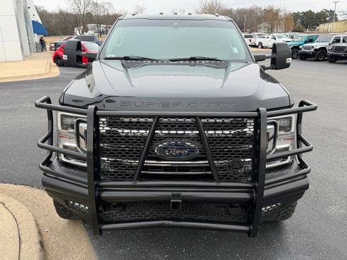 Used 2021 Ford F250 Lariat w/ Lariat Ultimate Package image 2