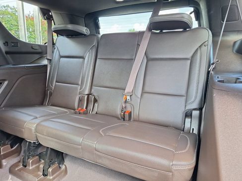 Used 2023 GMC Yukon Denali AWD/4WD image 12
