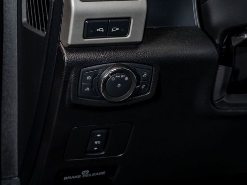 Used 2021 Ford F250 Lariat image 19