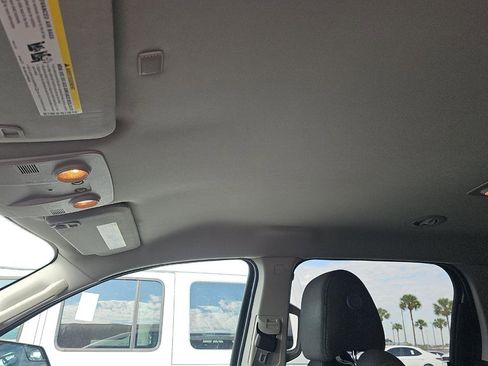 Used 2013 GMC Acadia SLE image 11