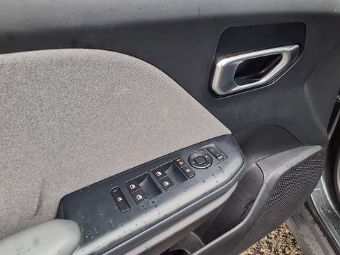 Used 2025 Kia K4 EX FWD image 56