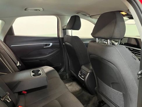 Used 2025 Hyundai Sonata SEL FWD image 14