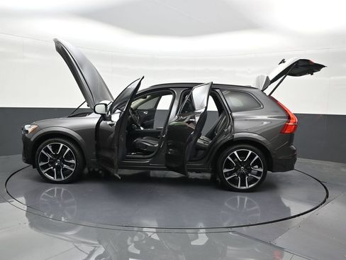 Used 2024 Volvo XC60 B5 Ultimate AWD/4WD image 33