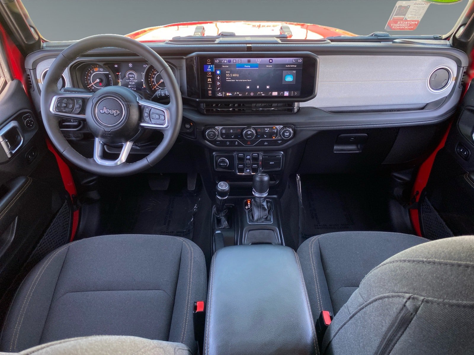 Used 2026 Jeep Wrangler Unlimited Sahara AWD/4WD image 10