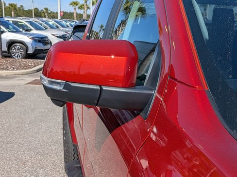 Used 2024 Ford Ranger Lariat w/ FX4 Off-Road Package image 12