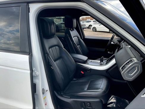 Used 2020 Land Rover Range Rover Sport HSE image 29