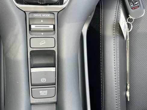 New 2026 Honda HR-V EX-L image 32