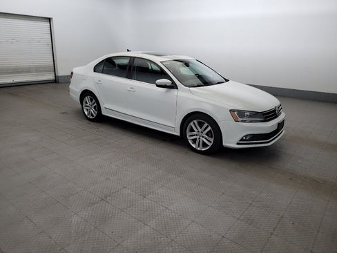 Used 2017 Volkswagen Jetta SEL FWD image 11