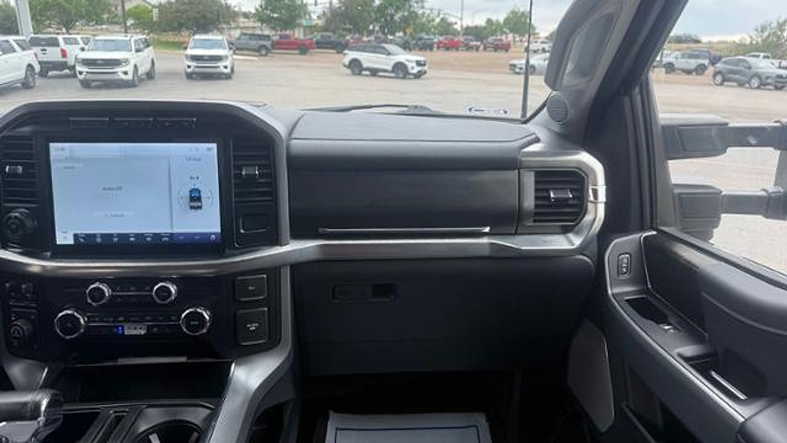 Used 2022 Ford F150 Lariat w/ Max Trailer Tow Package AWD/4WD image 20