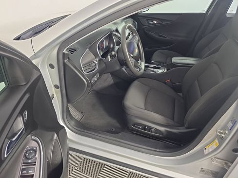 Used 2020 Chevrolet Malibu LT FWD image 10