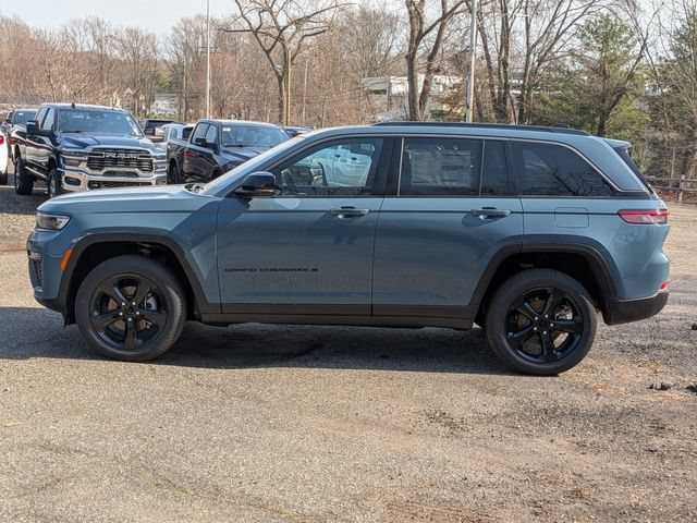 New 2026 Jeep Grand Cherokee Limited w/ Limited Altitude Package AWD/4WD image 6