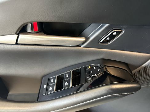 Certified 2025 MAZDA CX-30 AWD 2.5 S w/ Select Sport Pkg image 11