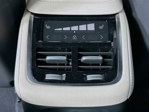 New 2026 Volvo XC90 T8 Plus image 24