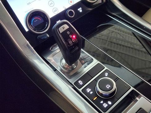 Used 2022 Land Rover Range Rover Sport HSE Silver Edition image 20
