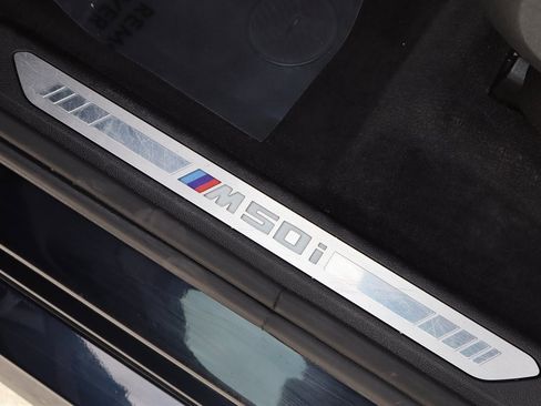 Used 2020 BMW X7 M50i AWD/4WD image 70