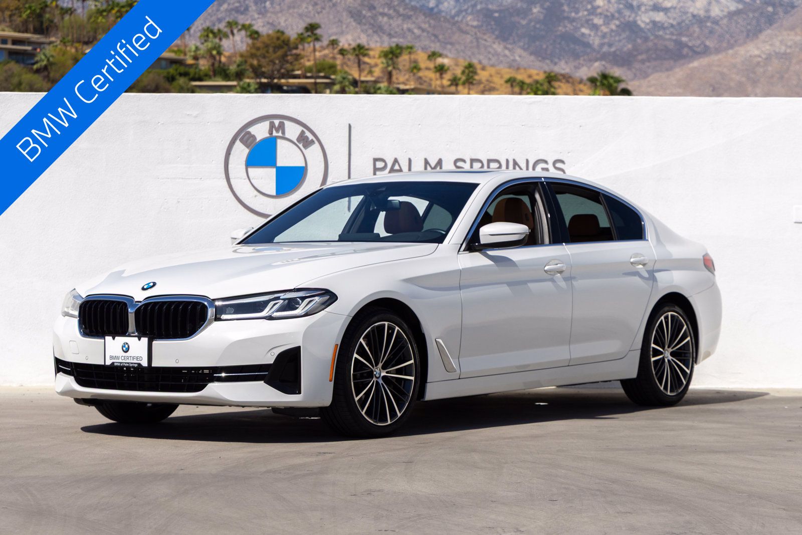 Certified 2023 BMW 530i w/ Premium Package RWD image 1