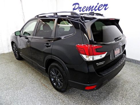 Used 2019 Subaru Forester Premium image 4