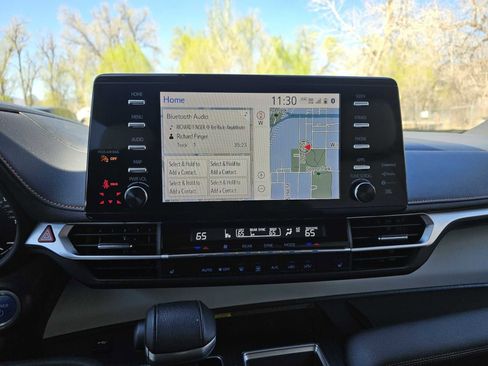 Used 2023 Toyota Sienna XSE w/ XSE Plus Package image 16