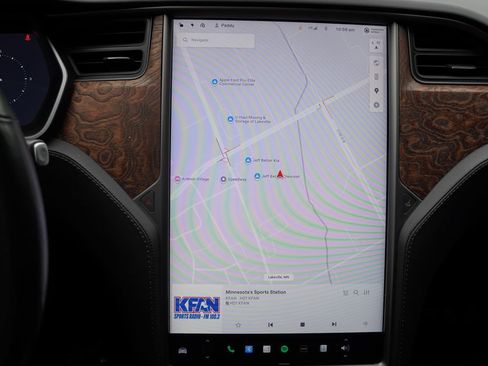 Used 2020 Tesla Model S Long Range Plus AWD/4WD image 25