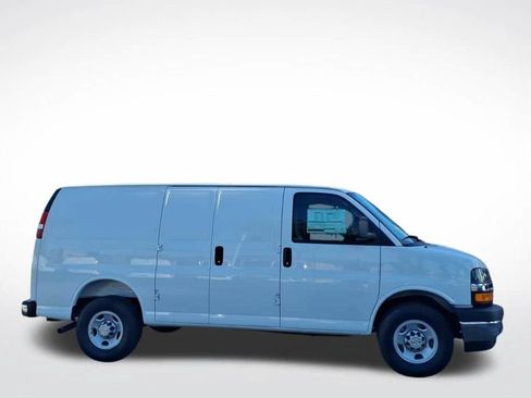 New 2026 Chevrolet Express 2500 w/ Driver Convenience Package RWD image 2