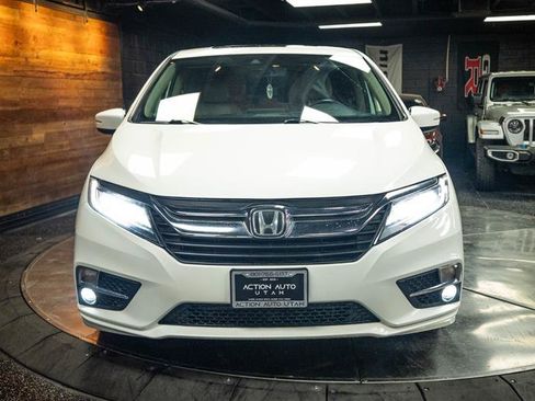 Used 2018 Honda Odyssey Touring image 4