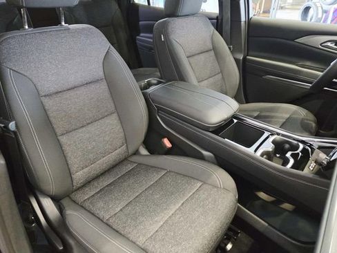 New 2026 Chevrolet Traverse LT w/ Midnight/Sport Edition image 16
