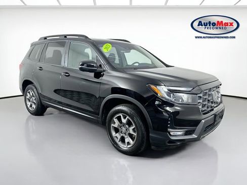 Used 2023 Honda Passport TrailSport image 1