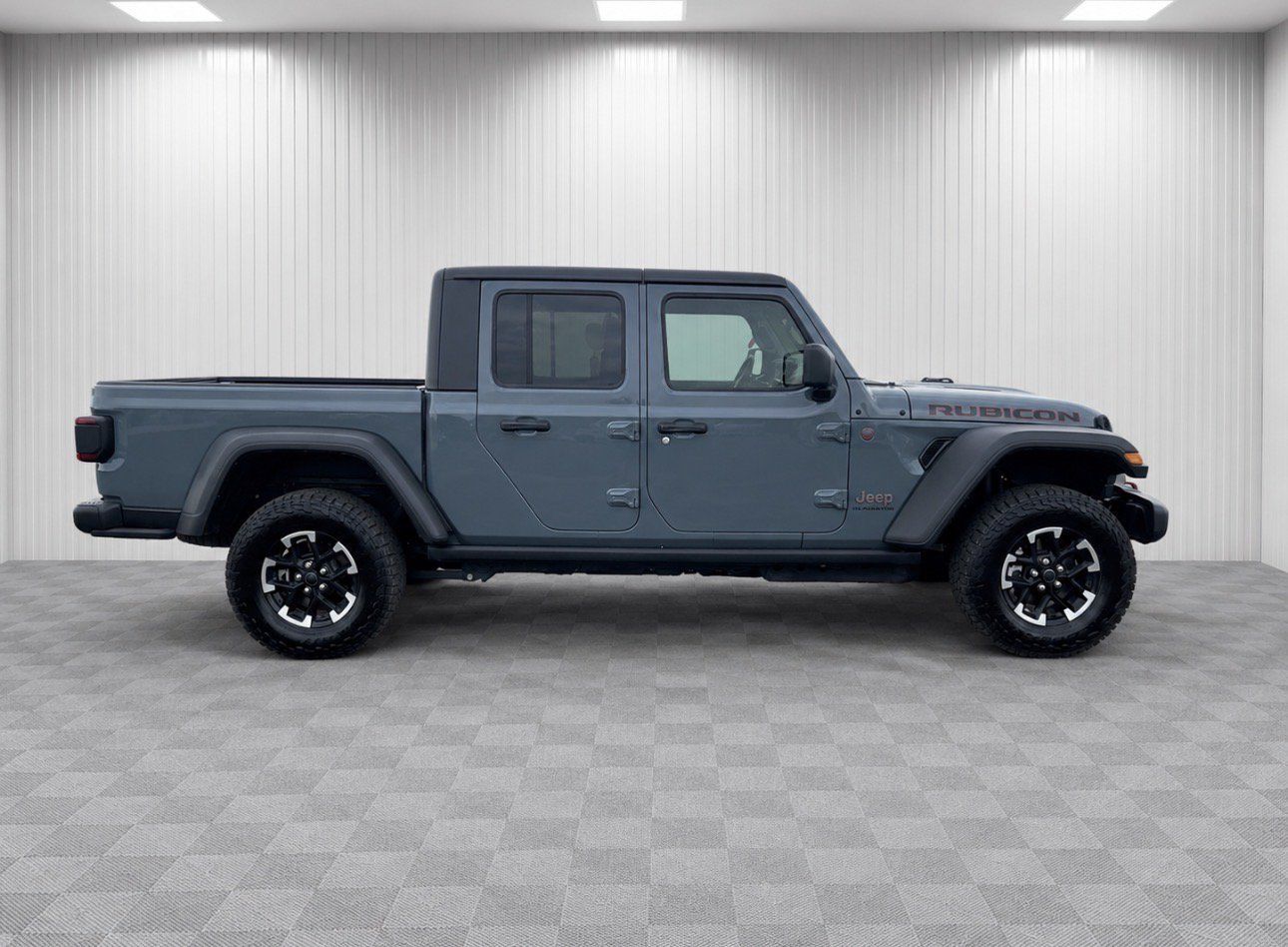 Used 2026 Jeep Gladiator Rubicon AWD/4WD image 2