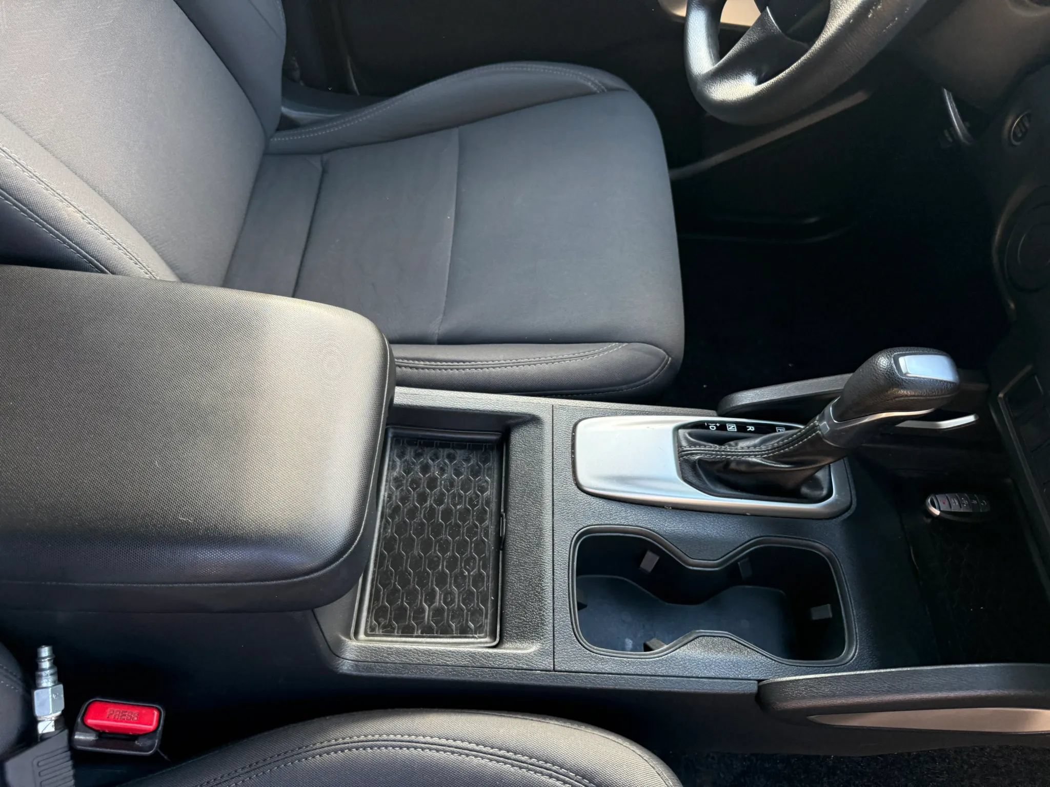Used 2022 Nissan Frontier SV RWD image 20