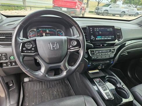 Used 2022 Honda Pilot Elite image 17