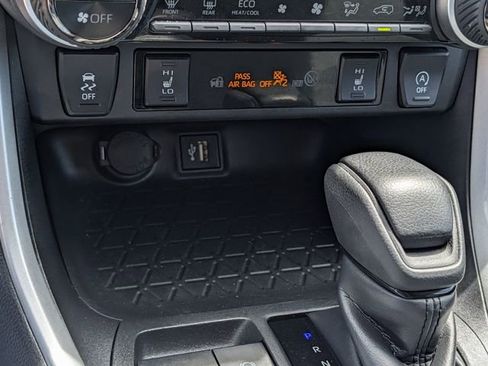 Used 2025 Toyota RAV4 XLE w/ Weather Package FWD image 17