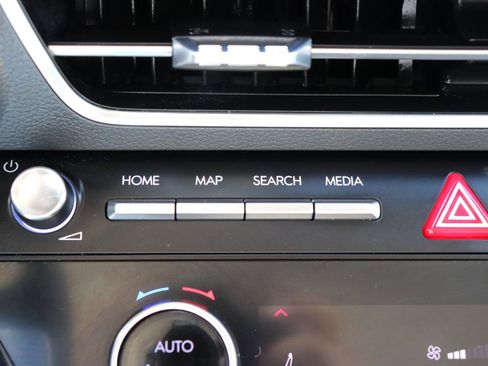 Used 2024 Hyundai Sonata SEL FWD image 35