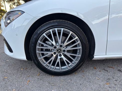 Used 2025 Mercedes-Benz CLA 250 image 9
