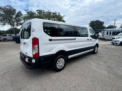 Used 2024 Ford Transit 350 XLT image 4