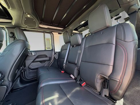 New 2026 Jeep Wrangler Unlimited Rubicon image 4