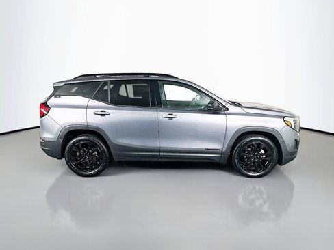 Used 2020 GMC Terrain SLE w/ Elevation Edition image 8