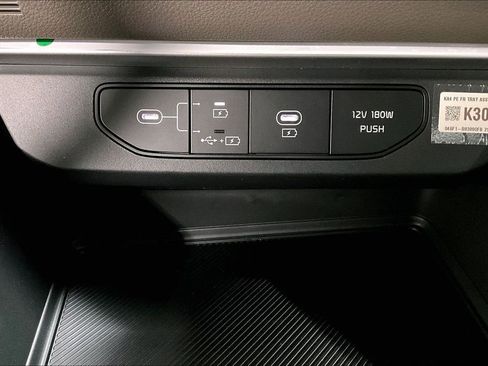 New 2026 Kia Carnival image 22