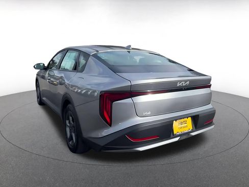 Used 2025 Kia K4 FWD image 9