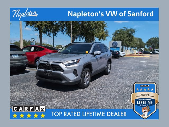 Used 2022 Toyota RAV4 XLE w/ Convenience Package FWD image 1