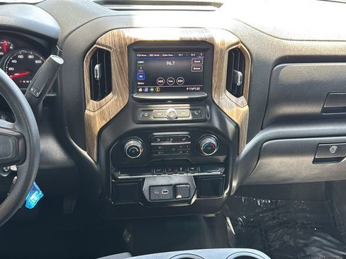 Used 2021 Chevrolet Silverado 1500 Custom RWD image 10